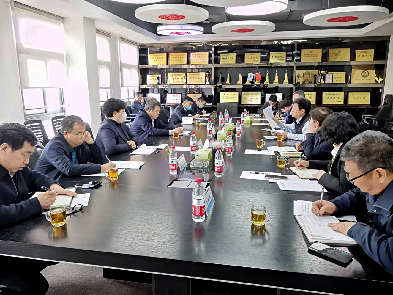 新乡市人大副主任、高新区党工委书记翟洪凯到网投绿色装配集团调研